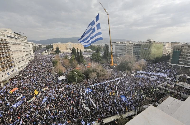 Η τελευταία «ανάσα» του ΣΥΡΙΖΑ: Τρομοκρατία, προβοκάτσια και απειλές – Τρέμουν την τεράστια συμμετοχή στο συλλαλητήριο για τη Μακεδονία